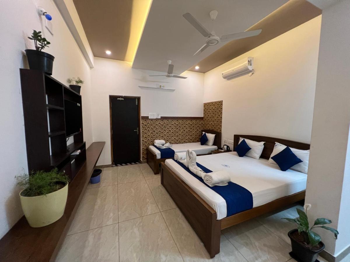 فندق Raja Residency Alāndurai المظهر الخارجي الصورة