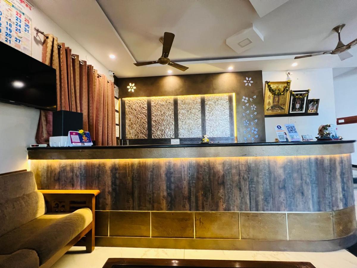 فندق Raja Residency Alāndurai المظهر الخارجي الصورة